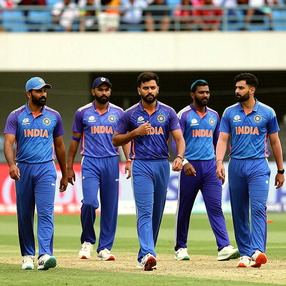 ফাঁকা ঘরটি যখন রায়: ক্রিকেটে ফরম্যাট, ফাইল আর ডিআরএসের নীরব হিসাব