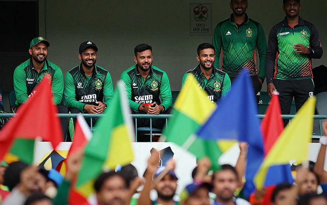 হ্যাগলি ওভালের প্রথম সকাল: ক্লান্তি নয়, ষষ্ঠ বোলারের হিসাবেই ভারতের আসল পরীক্ষা