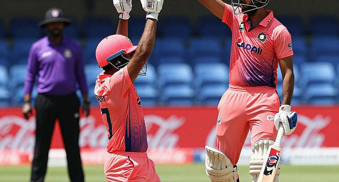 খালি পৃষ্ঠার শৃঙ্খল: আটটি অধ্যায় এল, একটি তথ্যও এল না