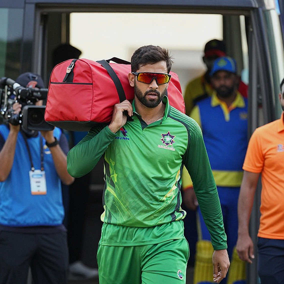 Insufficient Information: The Empty Cells of Cricket Analysis and the Temptation to Lie Insufficient Information: The Empty Cells of Cricket Analysis and the Temptation to Lie